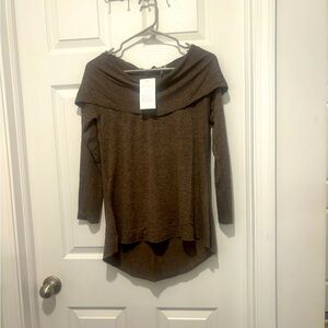 NWT Soft Surroundings Brown Long Sleeve Hoodie Raw Hem. Size XSP.